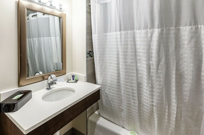 Posada Sleep Inn & Suites Near Jfk Air Train