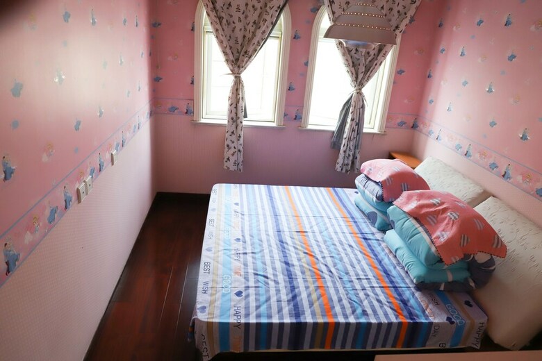 Villa Glory's House
