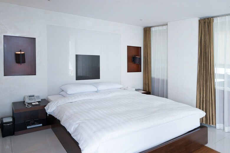 Sunset Business Hotel