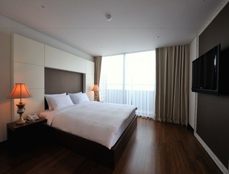 Sunset Business Hotel