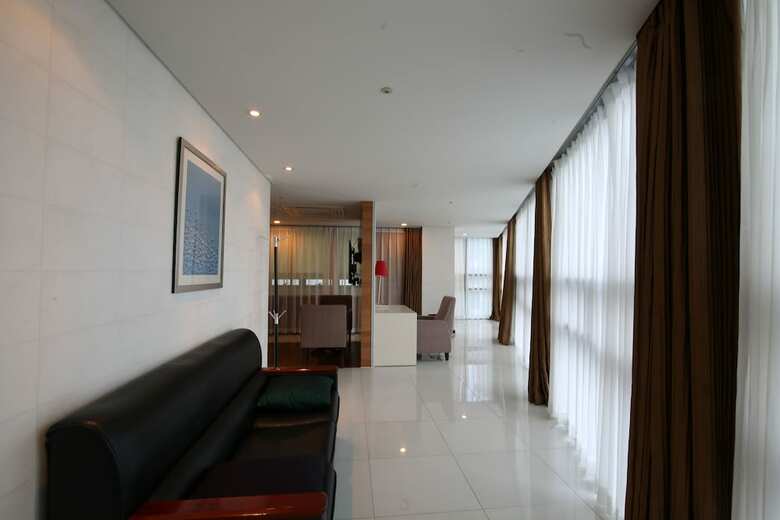 Sunset Business Hotel