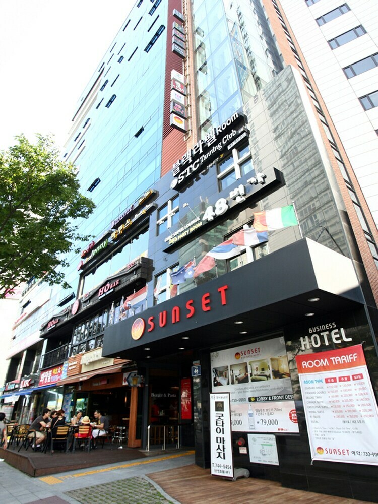 Sunset Business Hotel