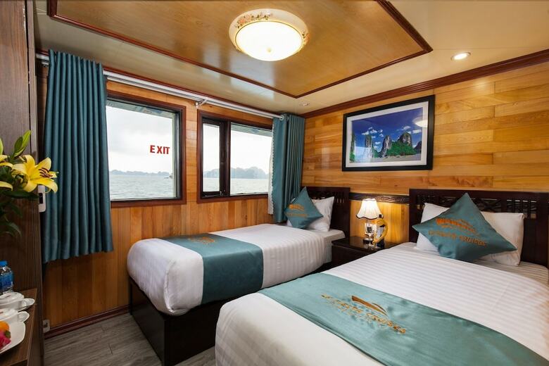 La Fiesta Cruises