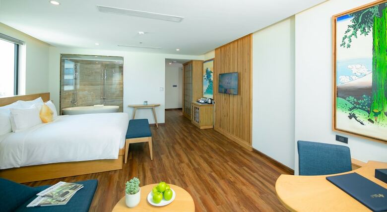 Sala Danang Beach Hotel