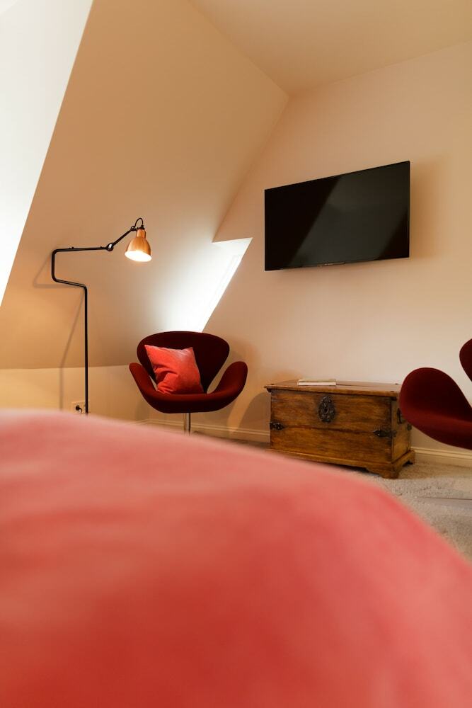 Hotel Aarnhoog Gmbh