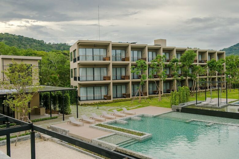 The Gallery Hotel Nai Harn