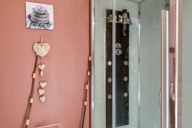 Quirky Charentaise Cottage