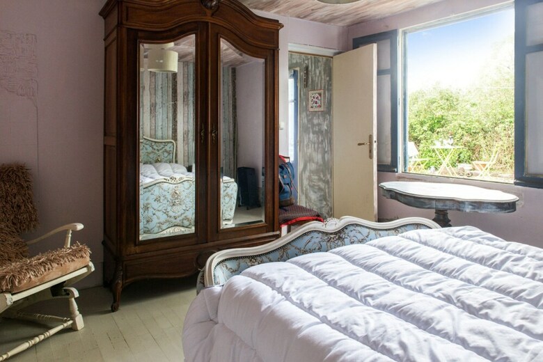 Quirky Charentaise Cottage