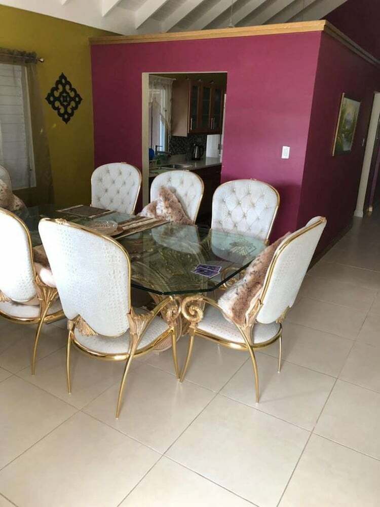 Coolshade Luxury Villa