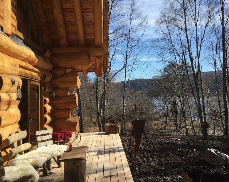 Caledonian Cabin + Hot Tub