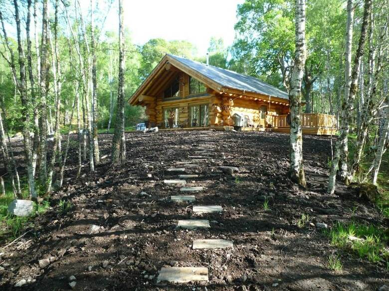 Caledonian Cabin + Hot Tub