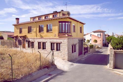 Apartamentos Casa Rural El Mendrugo