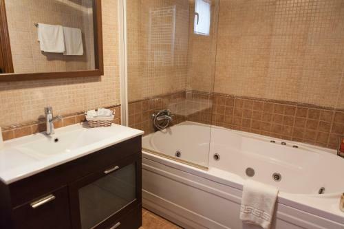 Apartamentos Casa Rural El Mendrugo