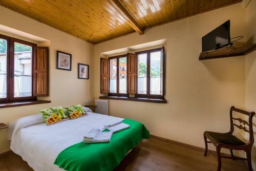 Hostal Pe�a Santa