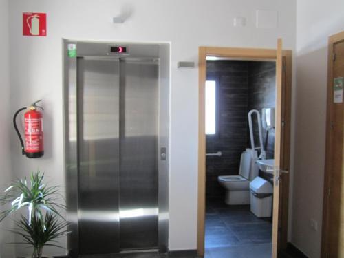 Hostal Restaurante Y Alojamiento Can Mach