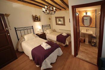 Hostal Casa Rural La Casona