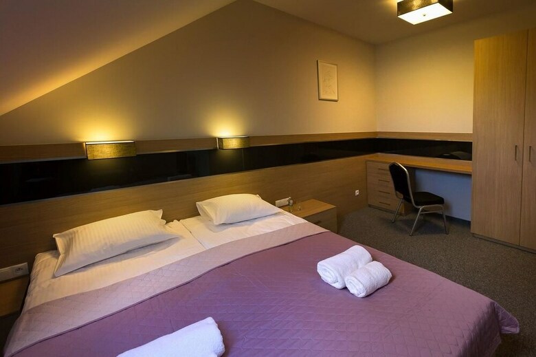 Hotel Karo