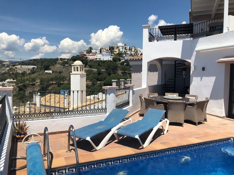 Apartamentos Casa Rose - La Heredia