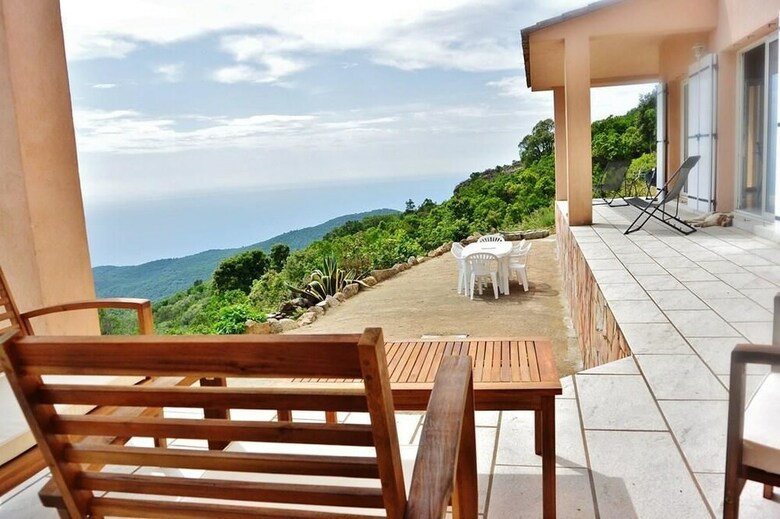 Villa Sari - Sea View - Air Conditioning