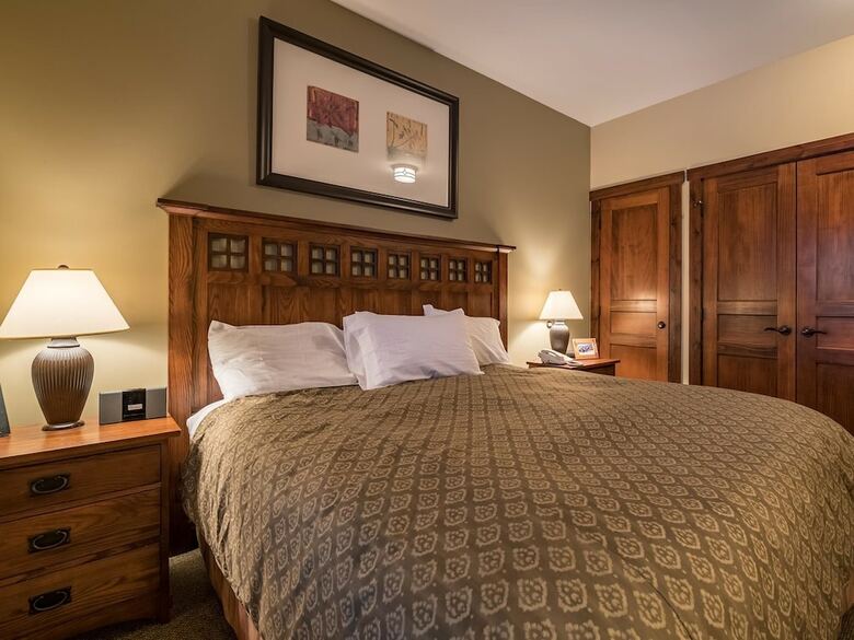 3 Br: Soaring Eagle 201