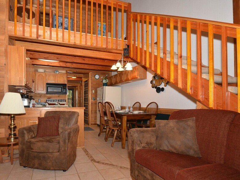 Cabana 2br+: Powder Monkey 12