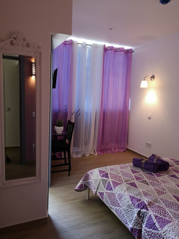 Hotel Sensations Guesthouse