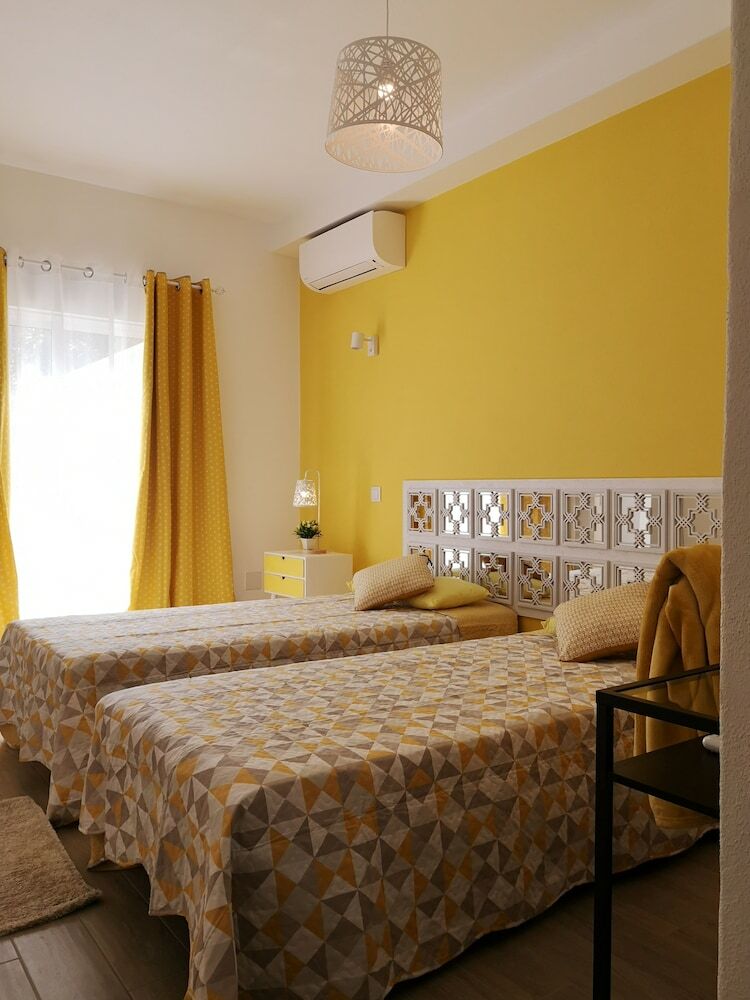 Hotel Sensations Guesthouse