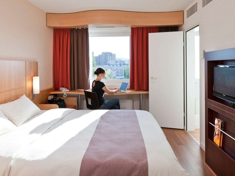 Hotel Ibis Geneve Petit Lancy