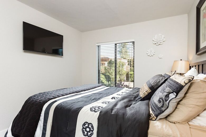 Via de Royal 2 Br By Casago