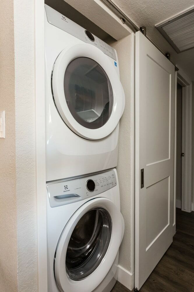Via de Royal 2 Br By Casago