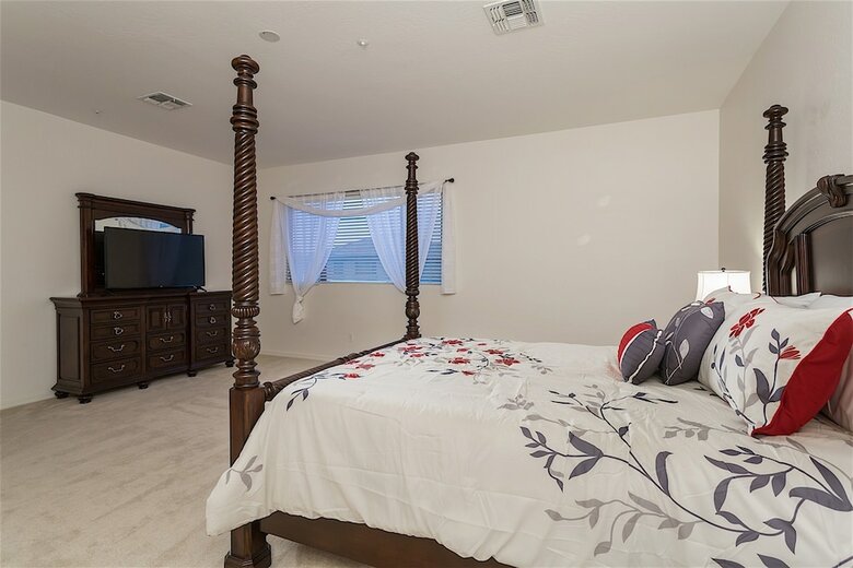 Pinnacle Vista 5 Br By Casago