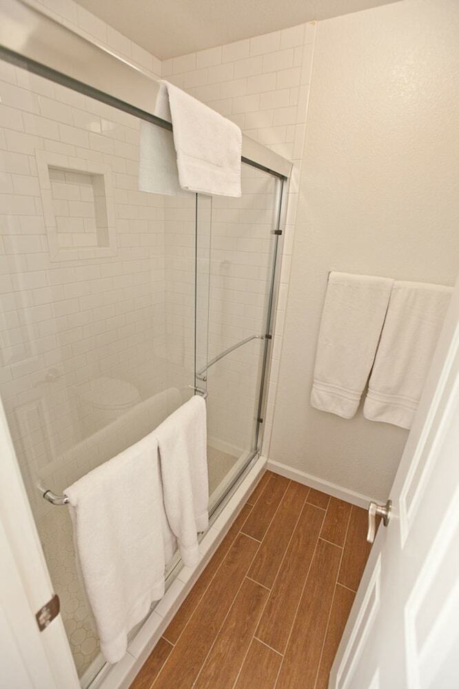 Admiral's House 3 Br By Casago