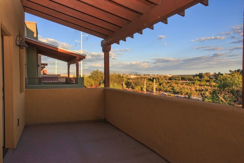 Heart Of Tucson 3 Br By Casago
