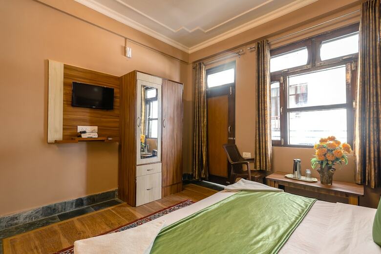 Hotel New Varuni House Mcleodganj