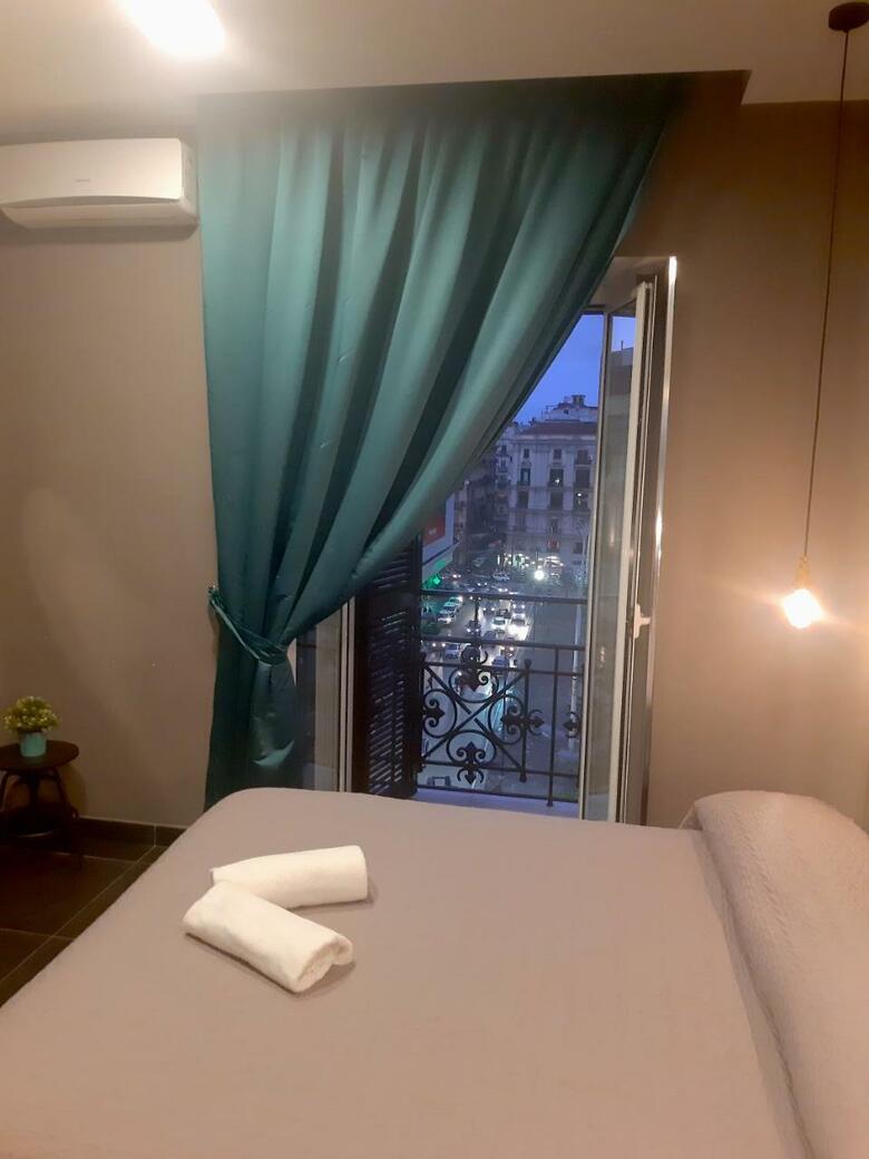 Bed & Breakfast Pit Stop Napoli Centrale