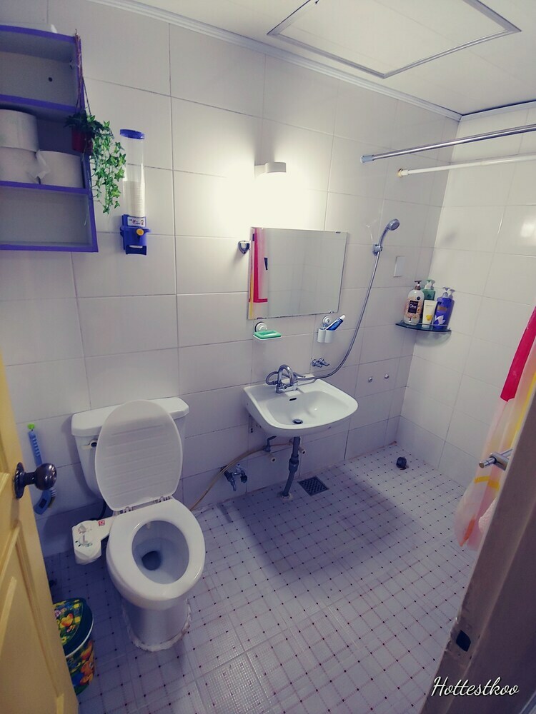 Hostal Daejeon Guesthouse Sky Garden - Hostel