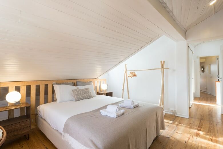 Alfama Tale Four-bedroom Apartment W/ River View - By Lu Holidays