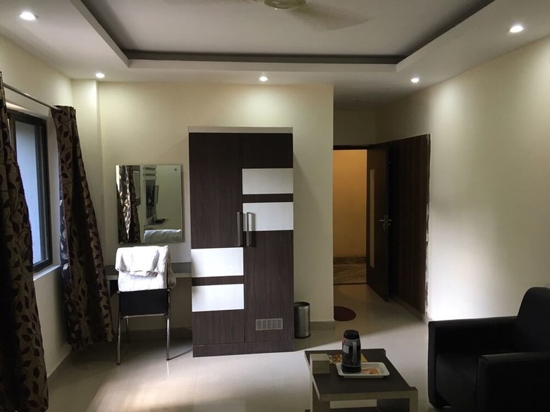 Hotel Genx Crystal Inn Chikmangaluru