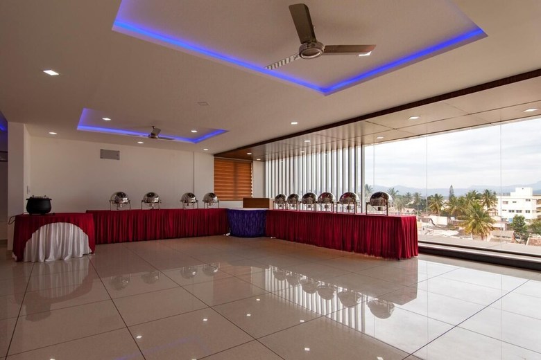 Hotel Genx Crystal Inn Chikmangaluru