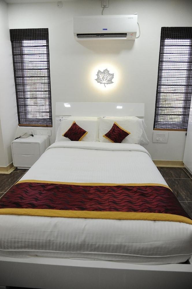 Hotel Genx Crystal Inn Chikmangaluru