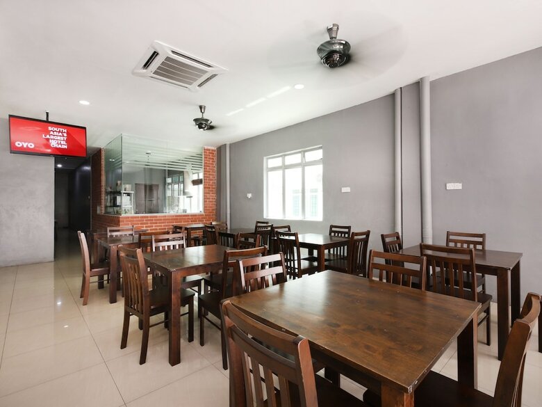 Oyo 774 Hotel Iskandar