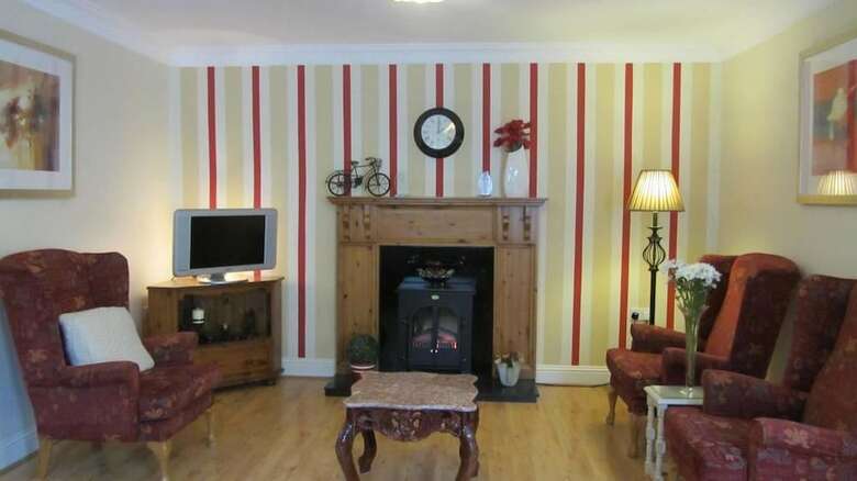 Hotel Kennys Guesthouse