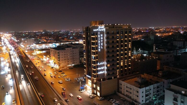 Iridium 70 Hotel