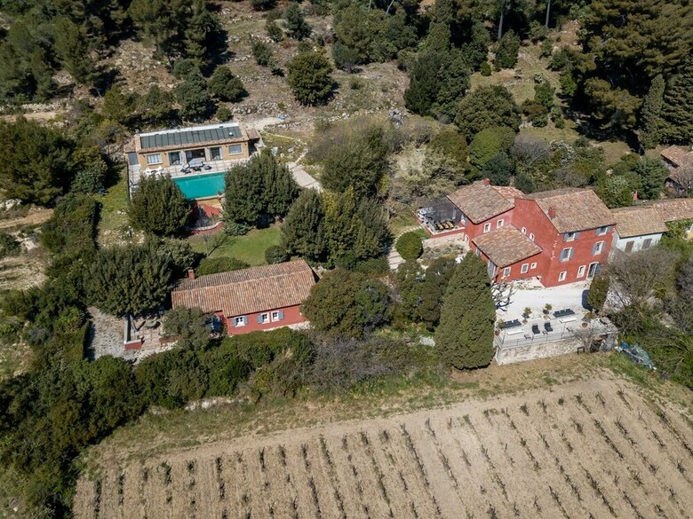 Homelly Propri�t� Avec Piscine