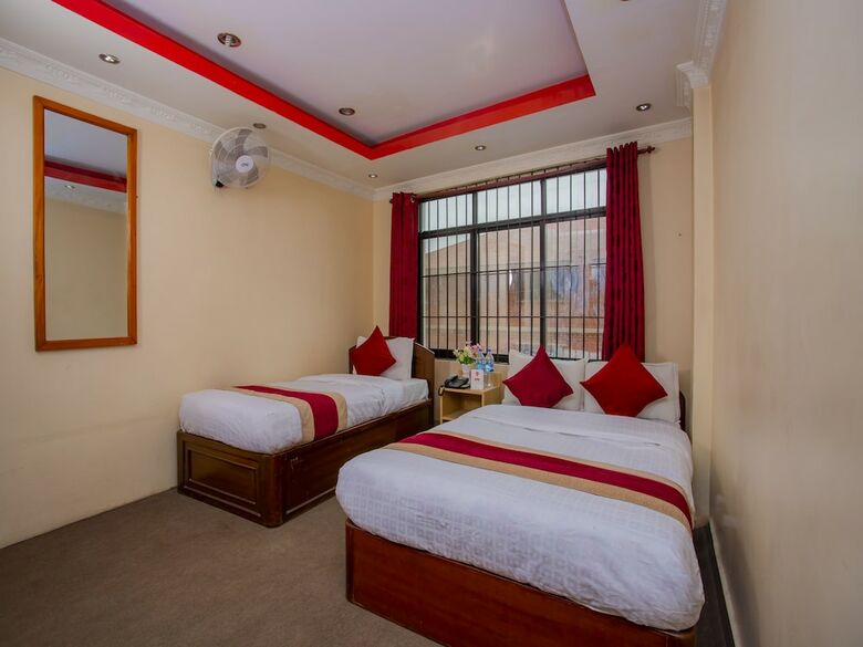 Oyo 305 Hotel Gauri