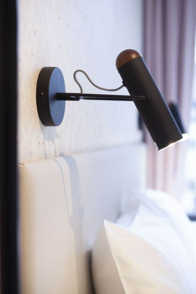 Hotel Unplugged