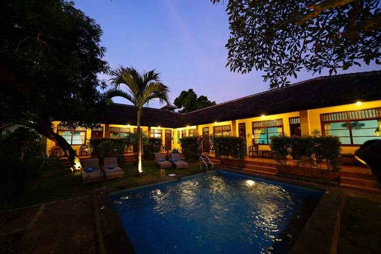 Hotel Mangga Bungalow