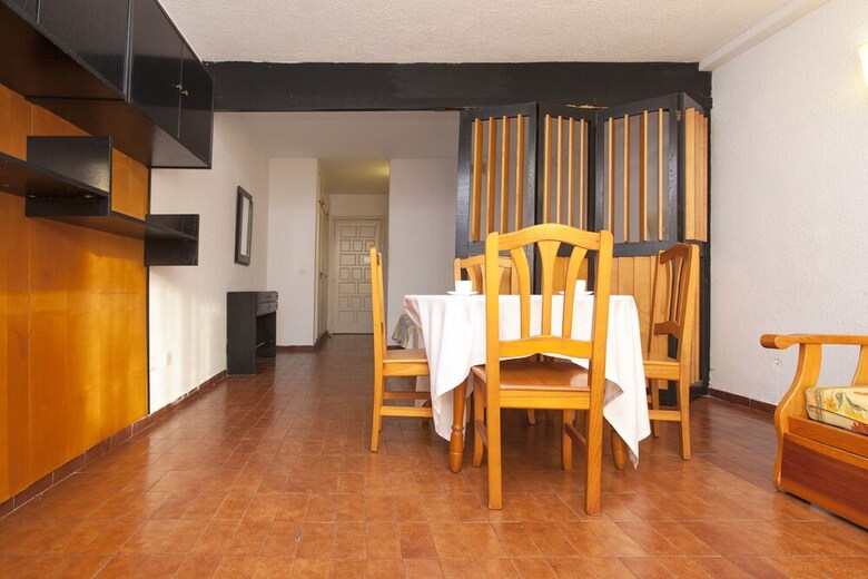 Apartamentos Alboran 24