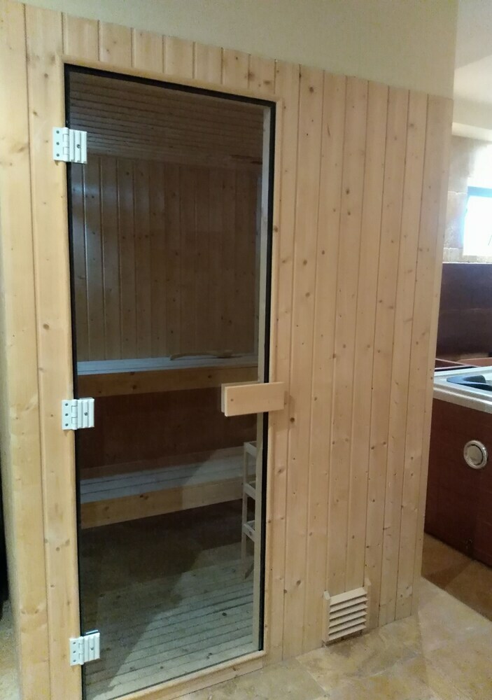 Aparthotel Villa V Lux
