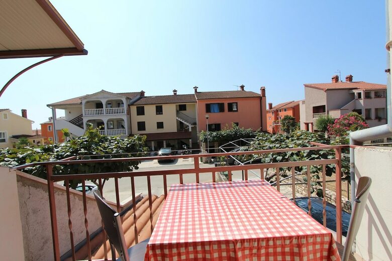 Hotel Room And Apartments Mariza